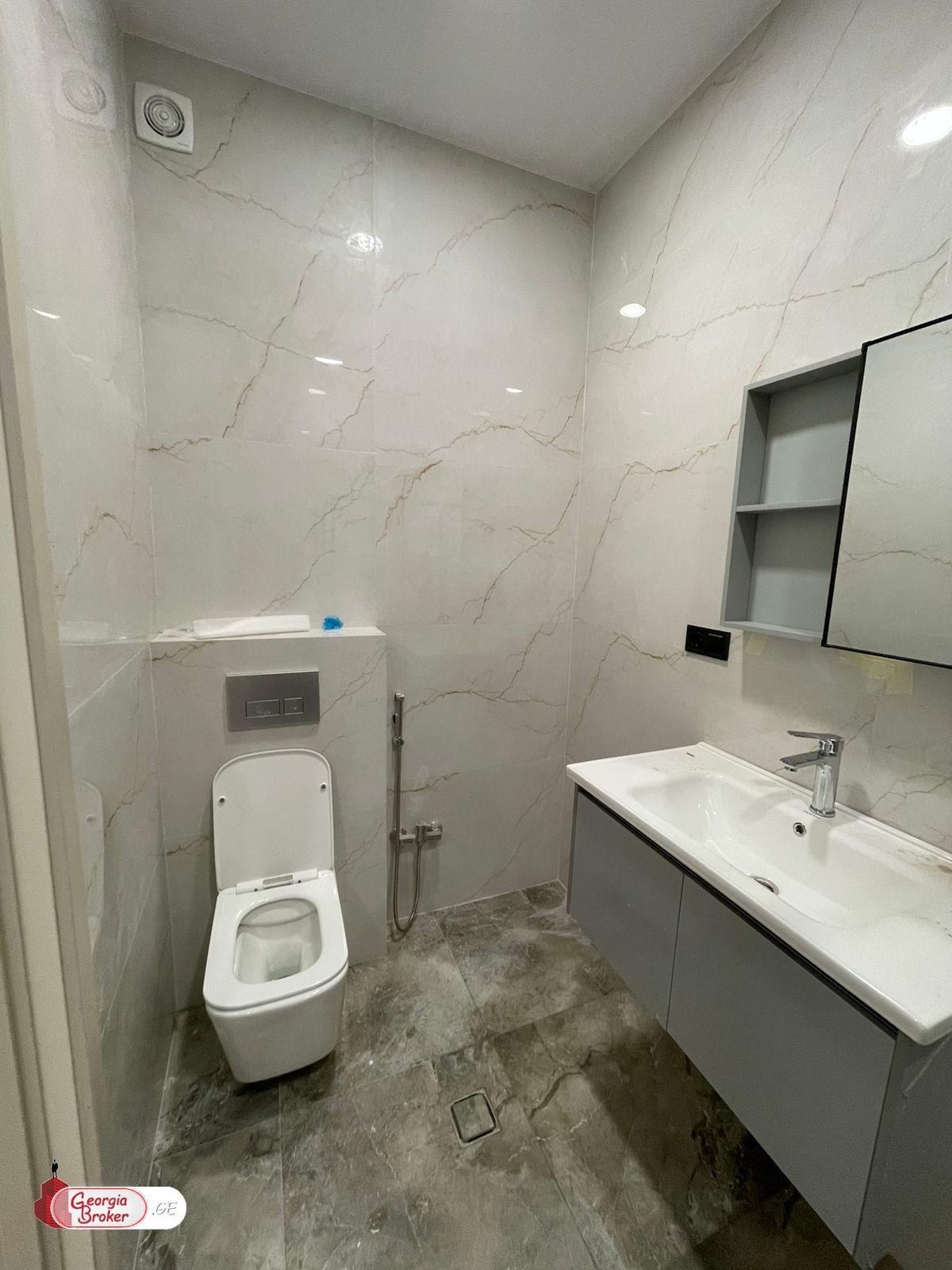 nearly repaired 3-room apartment for sale